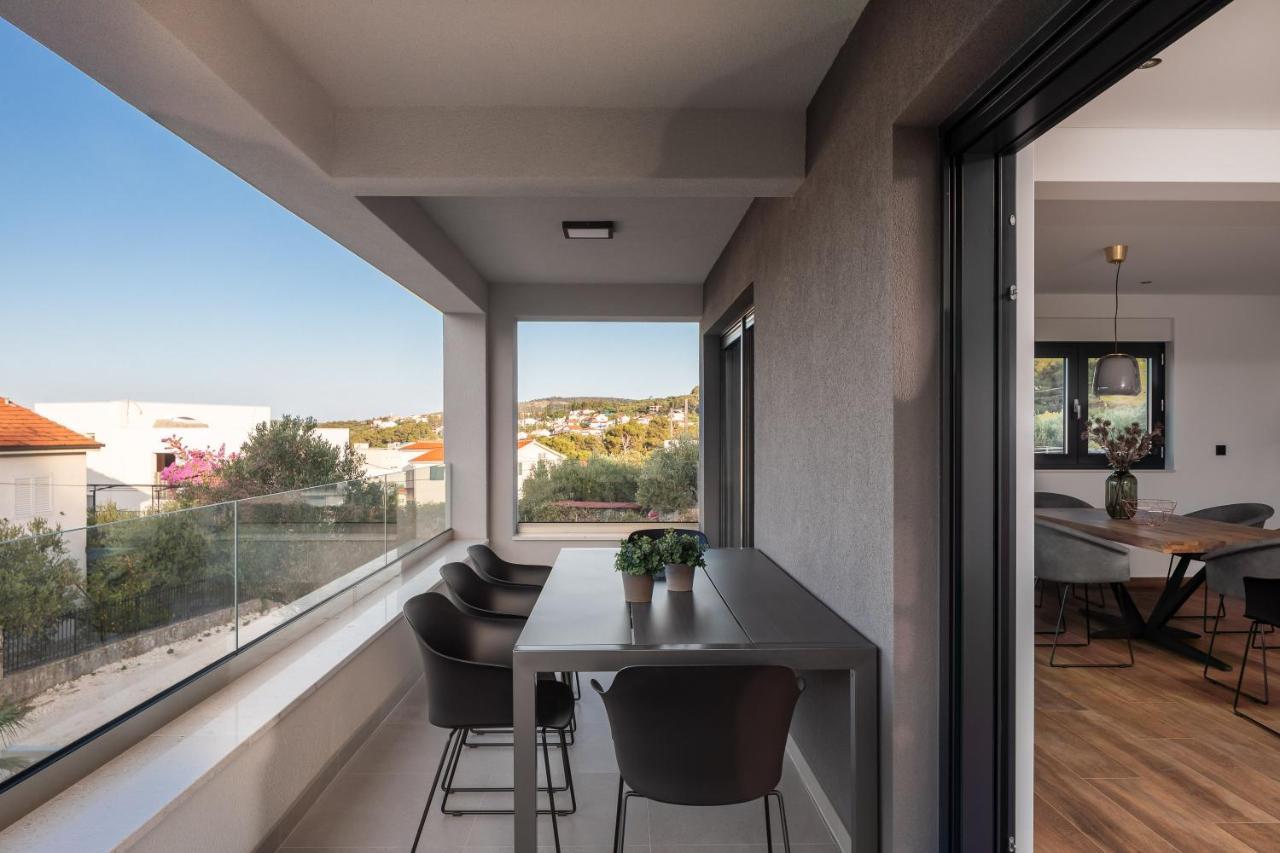 House & Home Слатине Екстер'єр фото