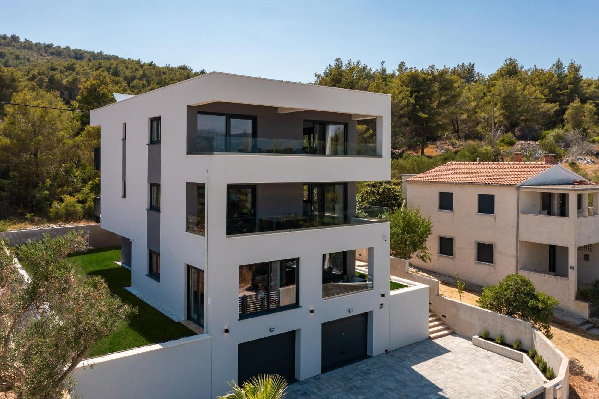 House & Home Слатине Екстер'єр фото