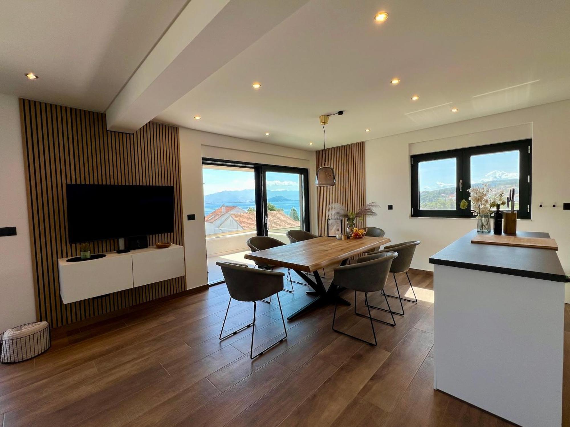 House & Home Слатине Екстер'єр фото